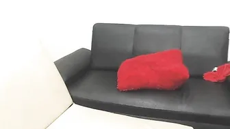 cum-huge-69 Seductive hottie