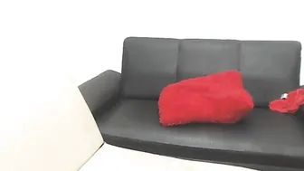 cum-huge-69 Seductive hottie