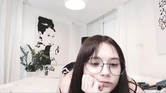 tifol not jerking off without the presence of a girlfriend