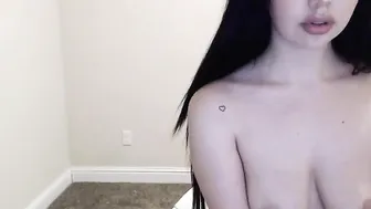 scarlettdoll_ Pretty young lady