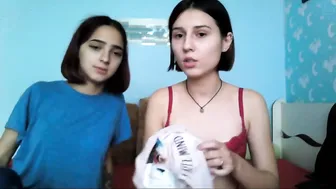 lari_18 naughty sluts masturbate
