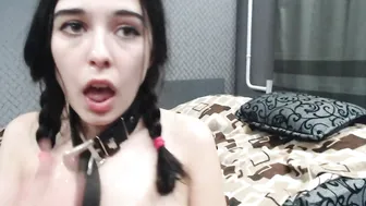 ryan_and_emily_ naughty babe puts big tits