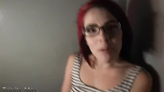 TrinityMay33 manyvids masturbating for a stranger in arcade