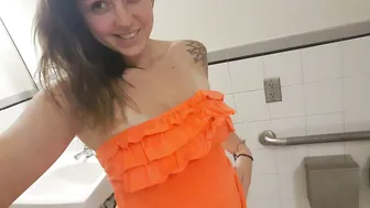 ShesLeah ManyVids quick cum escape at college