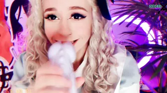 AliceBong manyvids FIRST Double BLOWJOB For Alice