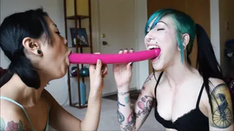 Cattie CatCandescent Kailey Ketchum ManyVids Messy Gagging Double Dildo Blowjob