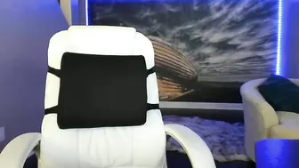 leightonbrook Crazy mare fiercely masturbating their holes