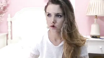 nelliecute Spicy priestess gently fucks pussy