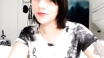 ashsosavage Experienced young lady passionately fucks sex toy