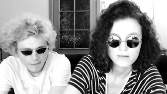 shinnykimmy Busty brunette girlfriend caresses her pussy in the workplace