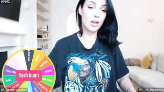 misskreazy luxury chick masturbating with sex toys