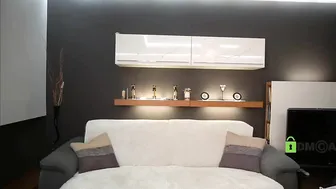 nika_lodge lustful female passionately fucks her cunt