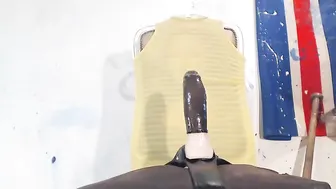 elisadeathnaked hot lady furiously twirling big ass