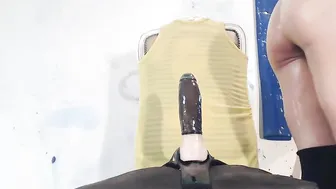 elisadeathnaked hot lady furiously twirling big ass