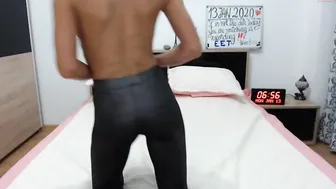 sexysweet_daniela naked handjob on the floor