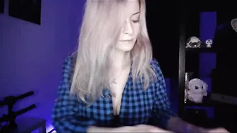 jollenne Busty filly