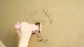 Chezza Luna Gloryhole Handy