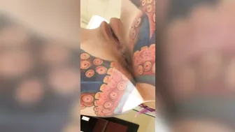 Daizha Morgann  exquisite young lady caresses shaved holes