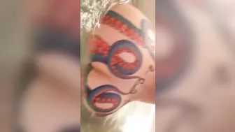 Daizha Morgann  sexy blonde pulls pussy hand