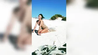 Angelsetfree fucks herself in front of the webcam