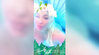 Summer Brielle videos [OnlyFans.com]   busty babe twirls big ass