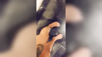 OnlyFans.com Phoenix Starr @pheonixxx   graceful stands cancer and gets fucked