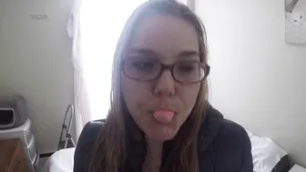 dirtykristy naughty blonde sucks penis and gets fucked