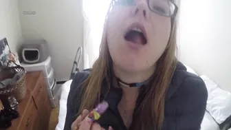 dirtykristy naughty blonde sucks penis and gets fucked