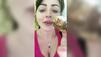 Sophie Dee  experienced trash cram hand in both their holes