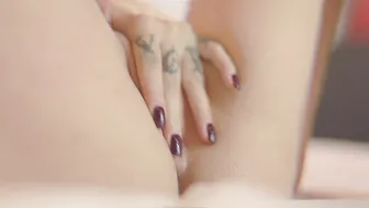 secret girlfriend  naughty bitch posing nude