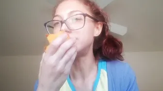 queensmoke played with tits