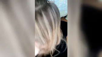 dirtykristy seductive pussy shoves balls in the anus