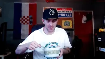 grittygrace three fingers into the vagina