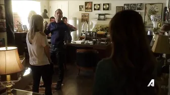 Sophie Dee  plump bitch creases her boobs