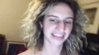 cordeliadove fucking herself in her pussy