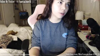 missvanessajune charming babe masturbates with sex toy