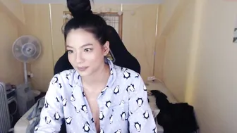 msnatey depraved plays with her holes