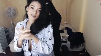 msnatey depraved plays with her holes