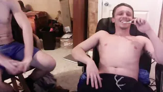 4loveofkink cute slut masturbates with a vibrator