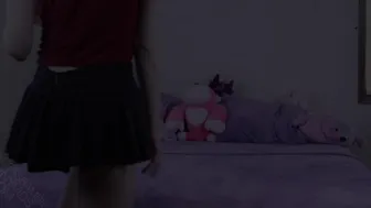 PrincessBambie  young bitch masturbates pussy