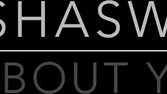 sashaswan  teen black-haired chick talks coquettishly on camera