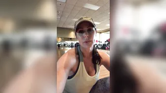 Kendra Lust videos [OnlyFans.com]   cam girl  masturbates shaved vagina