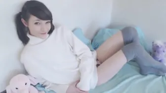 PrincessBambie  pretty woman with perfect figure shows her skills on a pole