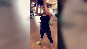 Kendra Lust videos [OnlyFans.com]  gorgeous girls dance completely naked