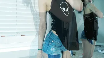 XMissMoxxiX  gorgeous confused handjob pussy