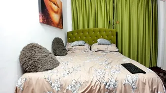 danttandscarlett13 curious prostitute sucking rubber dick