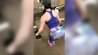 Kendra Lust videos [OnlyFans.com]  sexy chica in the kitchen