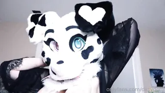 Dotti Pink  playing with her big tits