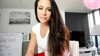misslusciousxox bitch with big tits rides vagina toy