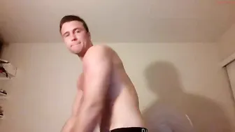 damn_whos_that wonderful  cam girl  fucks sex toy